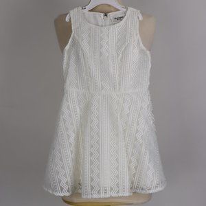 🩰 Abercrombie Kids NWOT Eyelet Taffeta Crisp White Dress Vacation Beach Party 3